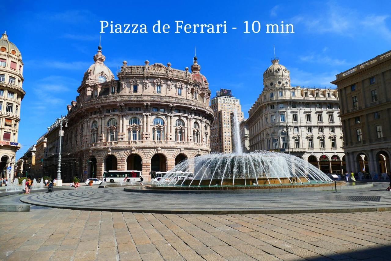 Attico Luxury Con Parcheggio E Terrazza Vista Mozzafiato Apartment Genoa Bagian luar foto