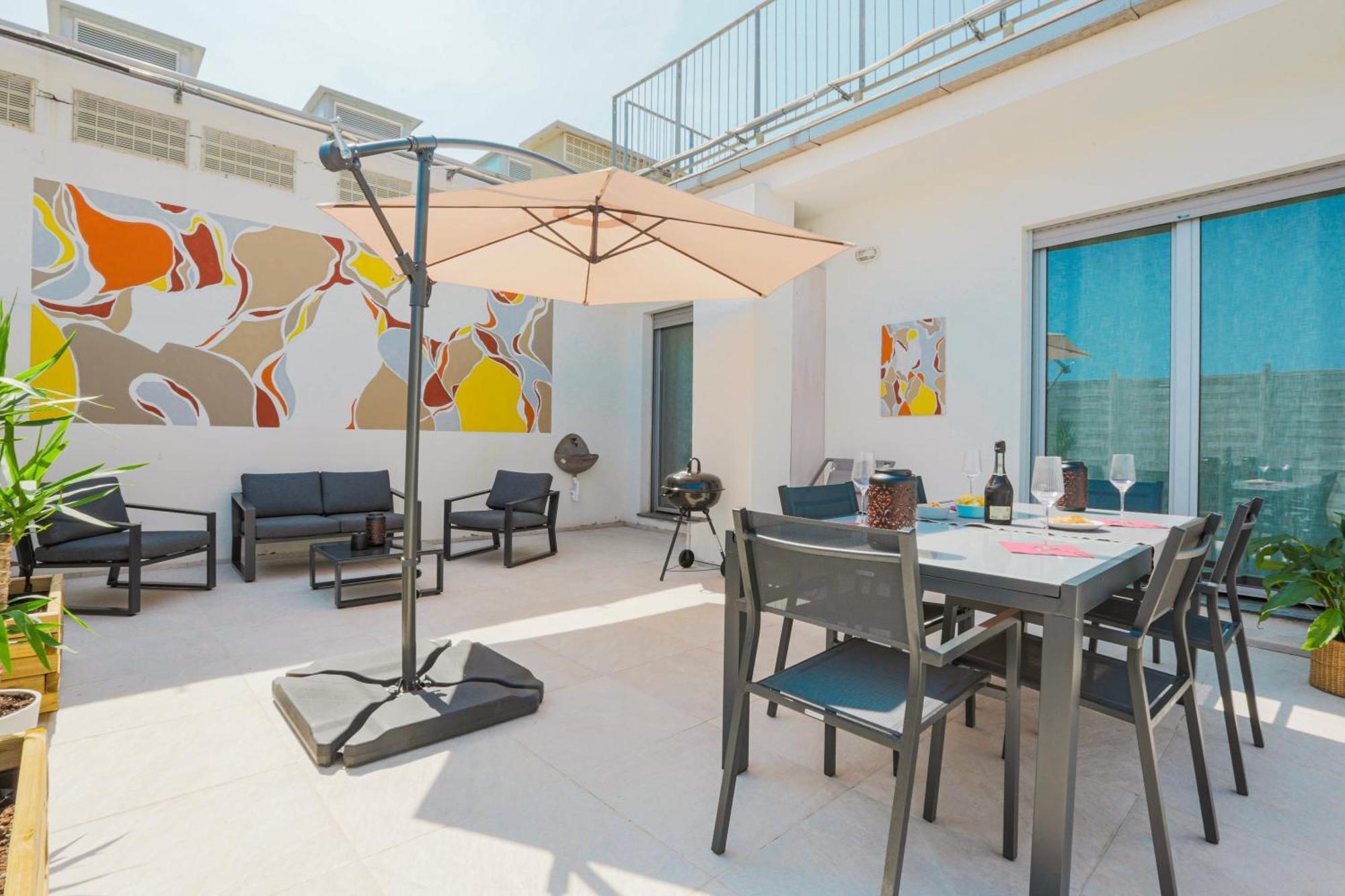 Attico Luxury Con Parcheggio E Terrazza Vista Mozzafiato Apartment Genoa Ruang foto